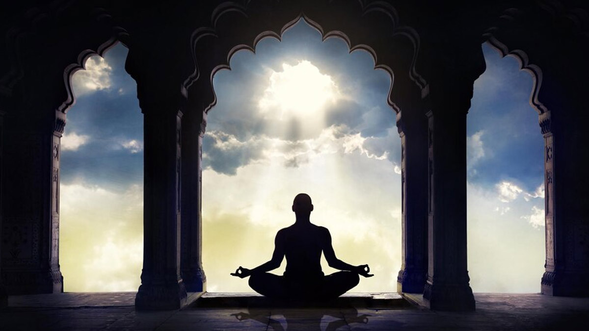 which-yoga-gives-better-sleep-main