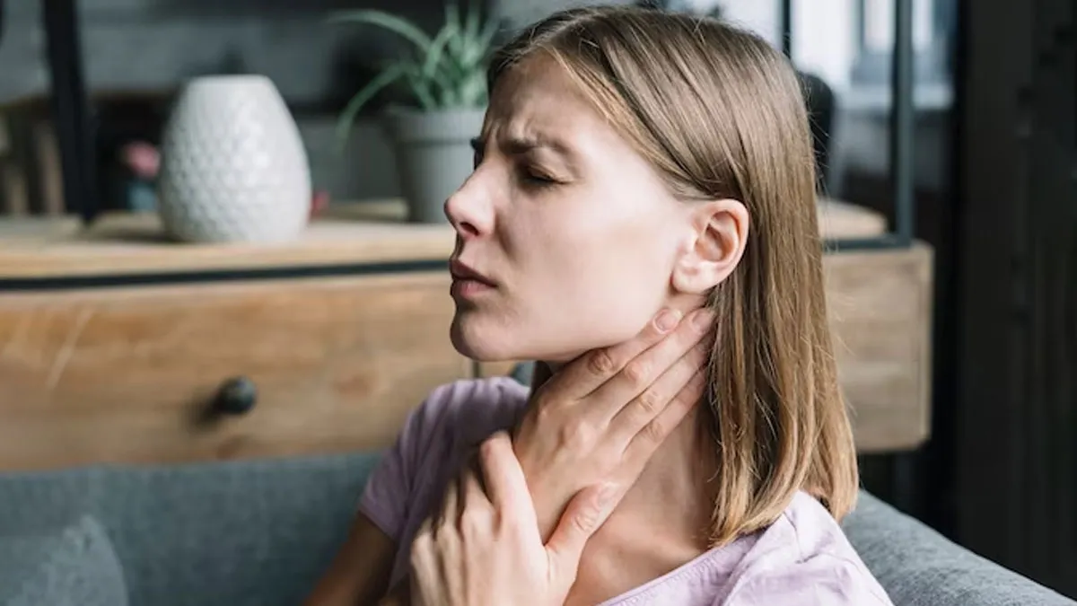 Tonsillitis: டான்சில் வீக்கத்தை உடனே குறைக்க உதவும் வீட்டு வைத்தியங்கள் இங்கே!