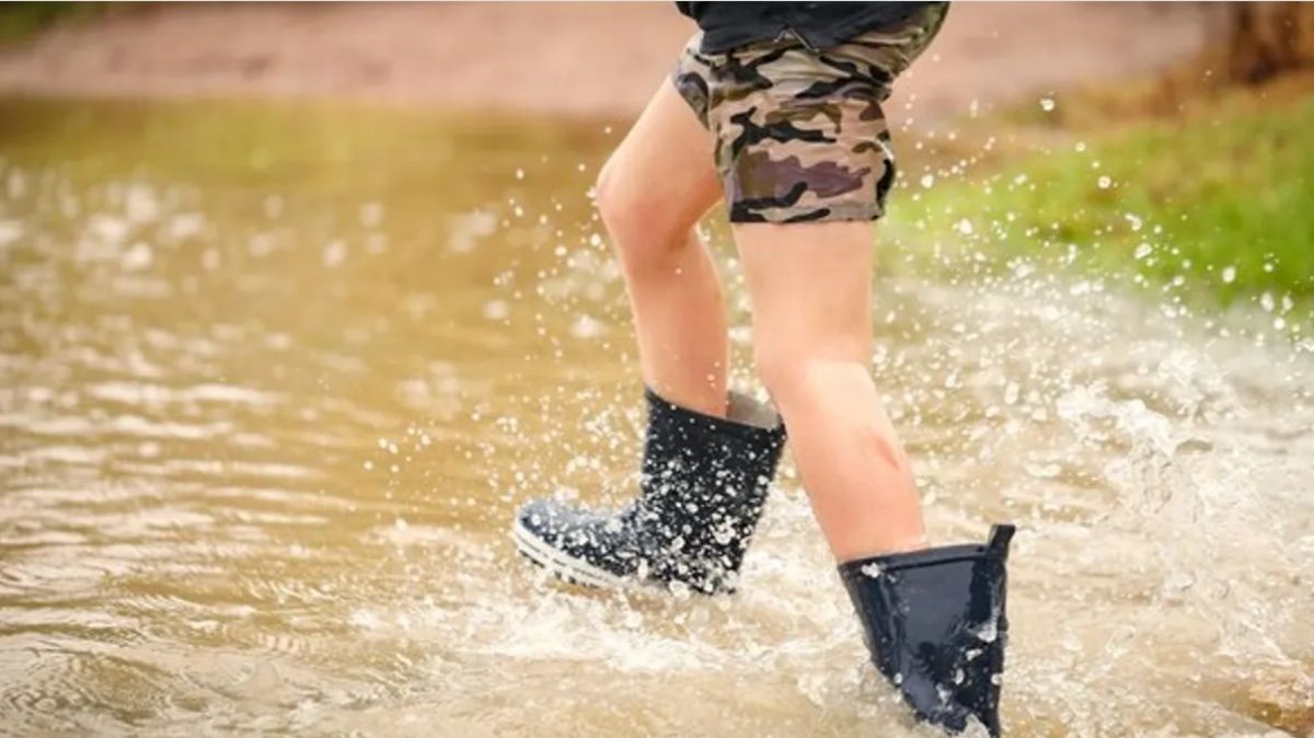 how-to-get-rid-of-trench-foot-in-rainy-season-main