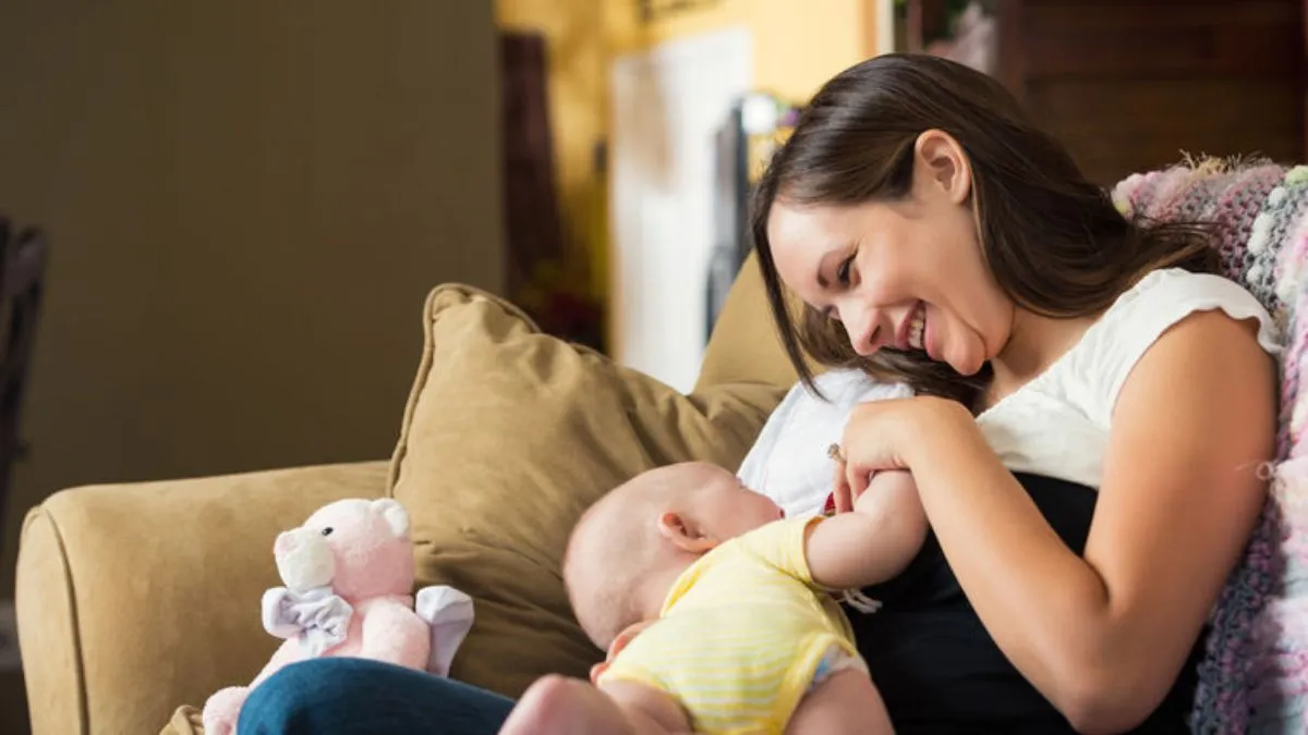 World breastfeeding week 2025: தாய்ப்பால் அதிகம் சுரக்க இந்த ஆயுர்வேத முறைகளைப் பின்பற்றுங்கள்