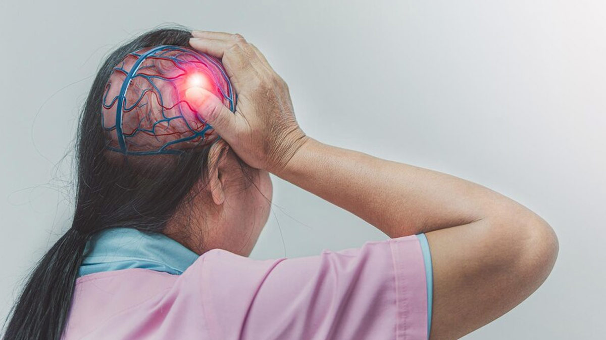 sign-and-symptoms-of-migraine-in-tamil-main