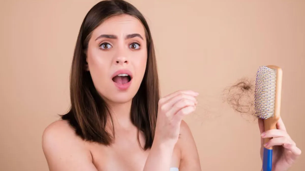 ஷாம்பூவை மாத்துனா மட்டும் முடி உதிர்வு நிக்காது.. இந்த 3 வழிகளை உடனே பின்பற்றுங்க! மருத்துவர் தரும் விளக்கம்