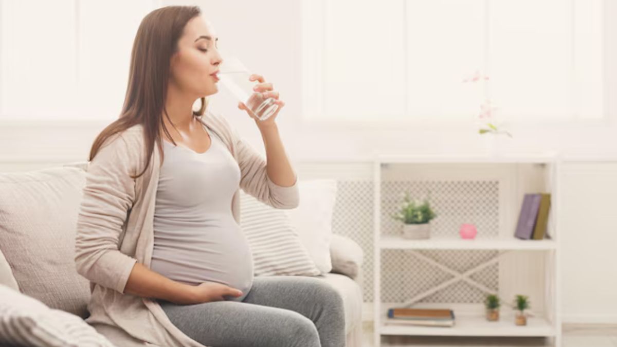 கர்ப்ப காலத்தில் அதிகம் தாகம் எடுக்குதா? இது உண்மையில் நல்லதா? மருத்துவரிடம் தெரிந்து கொள்ளுங்கள்