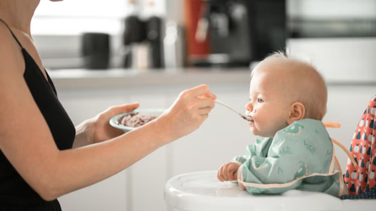 உங்க குழந்தை தாய்ப்பால் மறக்கத் தயாராக உள்ளார்களா? அதற்கான 7 அறிகுறிகள் இதோ