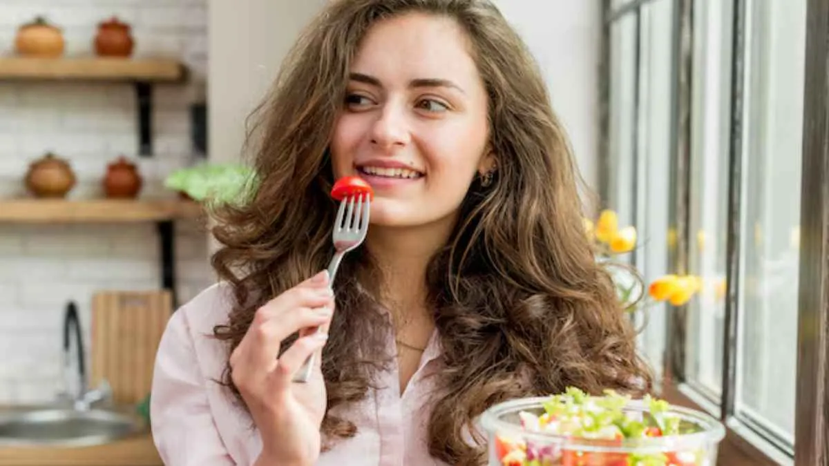 கார்டிசோலைக் குறைக்கவும், மாதவிடாய் ஹார்மோனை இயற்கையாகவே மீட்டெடுக்க உதவும் 6 உணவுகள்