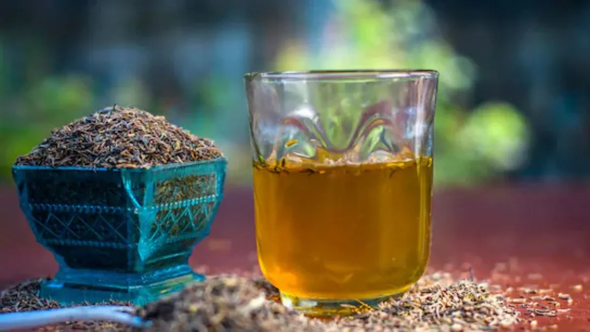 ஓமம் தண்ணீரை யாரெல்லாம் குடிக்கக் கூடாது தெரியுமா? அதை குடிப்பதற்கான சரியான நேரம் இது தான்..