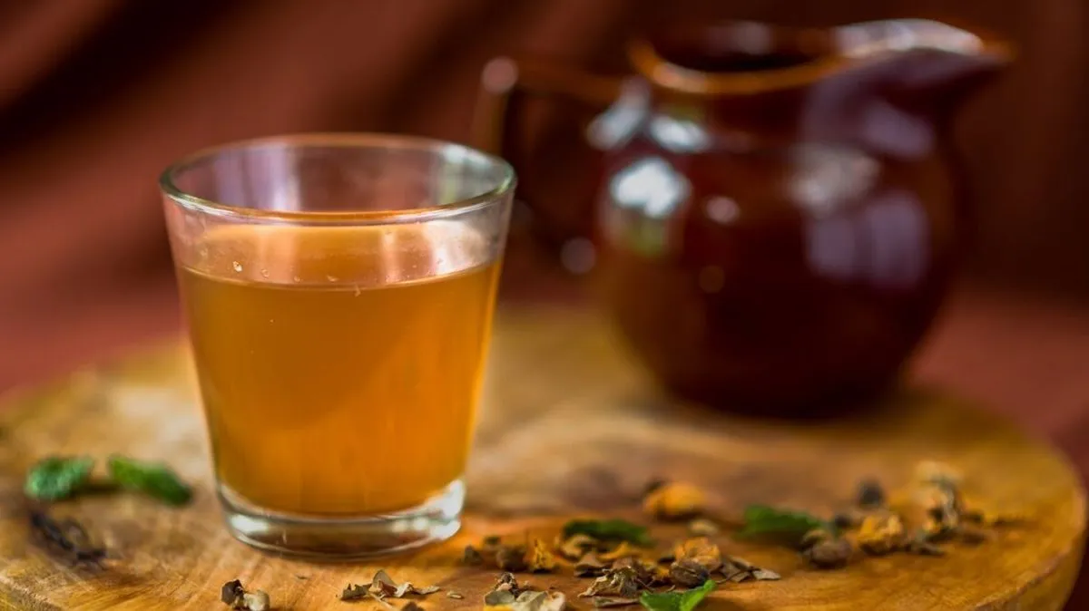 காலையில் காபிக்கு பதில் இதை குடிக்கவும்.. பித்தம் குறையும்.! மருத்துவர் பரிந்துரை..