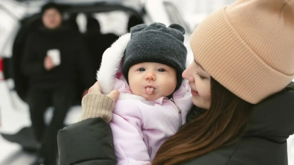 குளிர்காலத்தில் குழந்தைக்கு தாய்ப்பால் கொடுக்கும் போது நீங்க செய்யவே கூடாத தவறுகள் என்ன தெரியுமா?