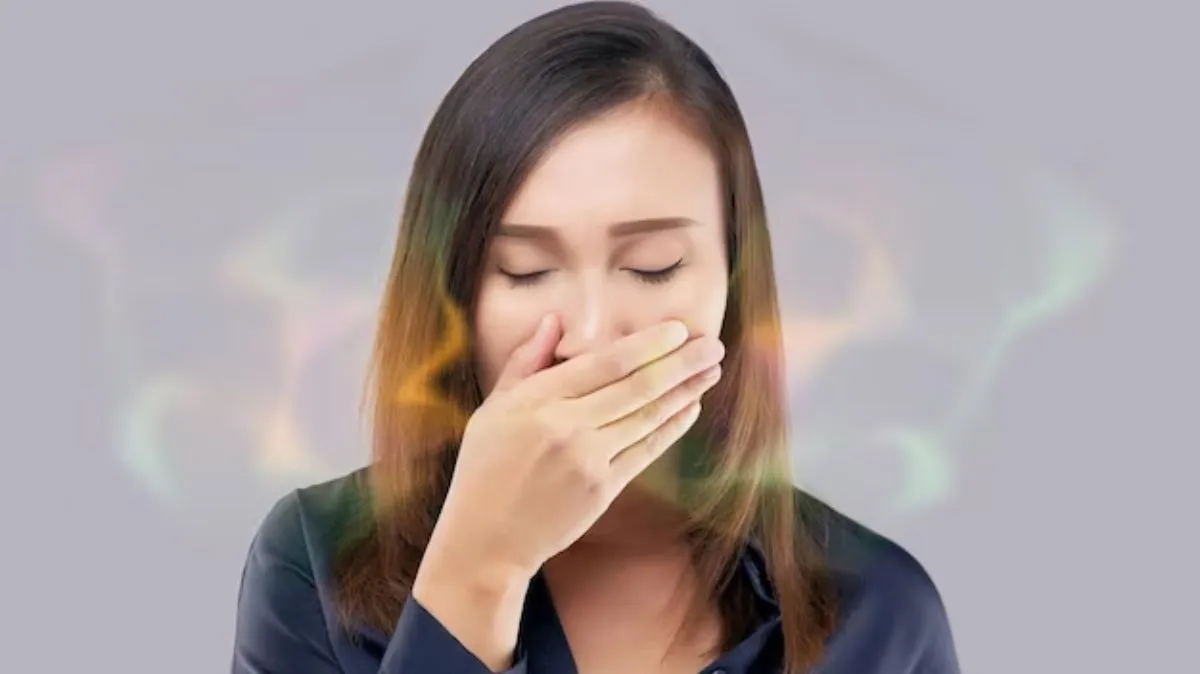 நன்றாக பல் துலக்கியாலும் வாய் துர்நாற்றமா.? பிரச்னை வாயில் இல்லை.. குடல் மற்றும் கல்லீரலில்.!