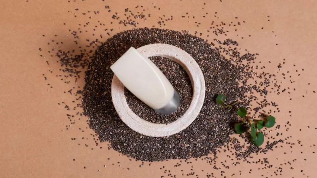 கரும்புள்ளிகளைப் போக்க விரும்புகிறீர்களா.? தெளிவான சருமத்திற்கு இந்த 3 சியா விதை ஃபேஸ் பேக்குகளை முயற்சிக்கவும்..