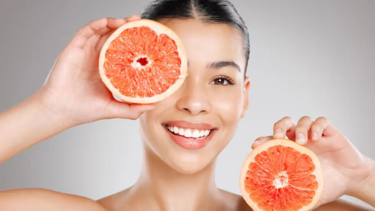 எப்பொவும் இளமையா இருக்க விரும்புறீங்களா? இந்த உணவுகளை உங்க டயட்ல சேர்த்துக்கோங்க.. நிபுணர் தரும் கூடுதல் டிப்ஸ்