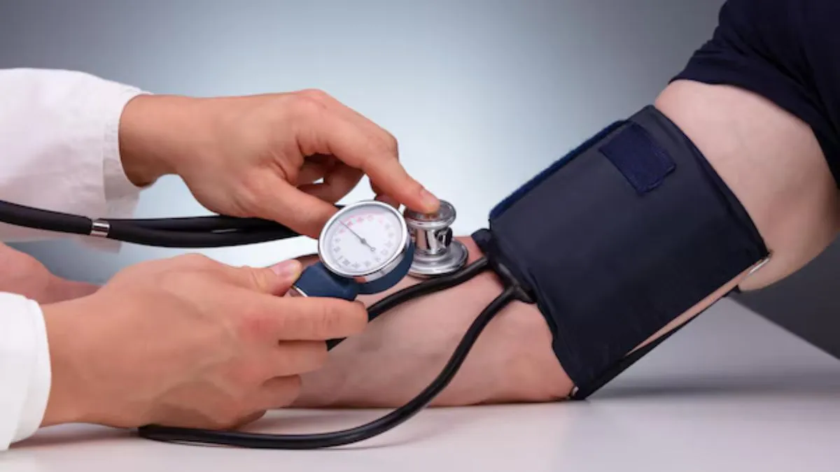 ஹை பிபியைக் குறைக்க தொடர்ந்து 30 நாள்கள் இந்த பழக்கங்களை பின்பற்றுங்க.. நிபுணர் தரும் விளக்கம்