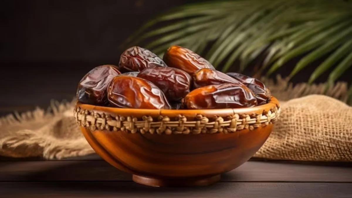 குழந்தைகளுக்கு பேரிச்சம்பழம் கொடுத்தால் ஏன் அவசியம்.? நன்மைகள் இங்கே..