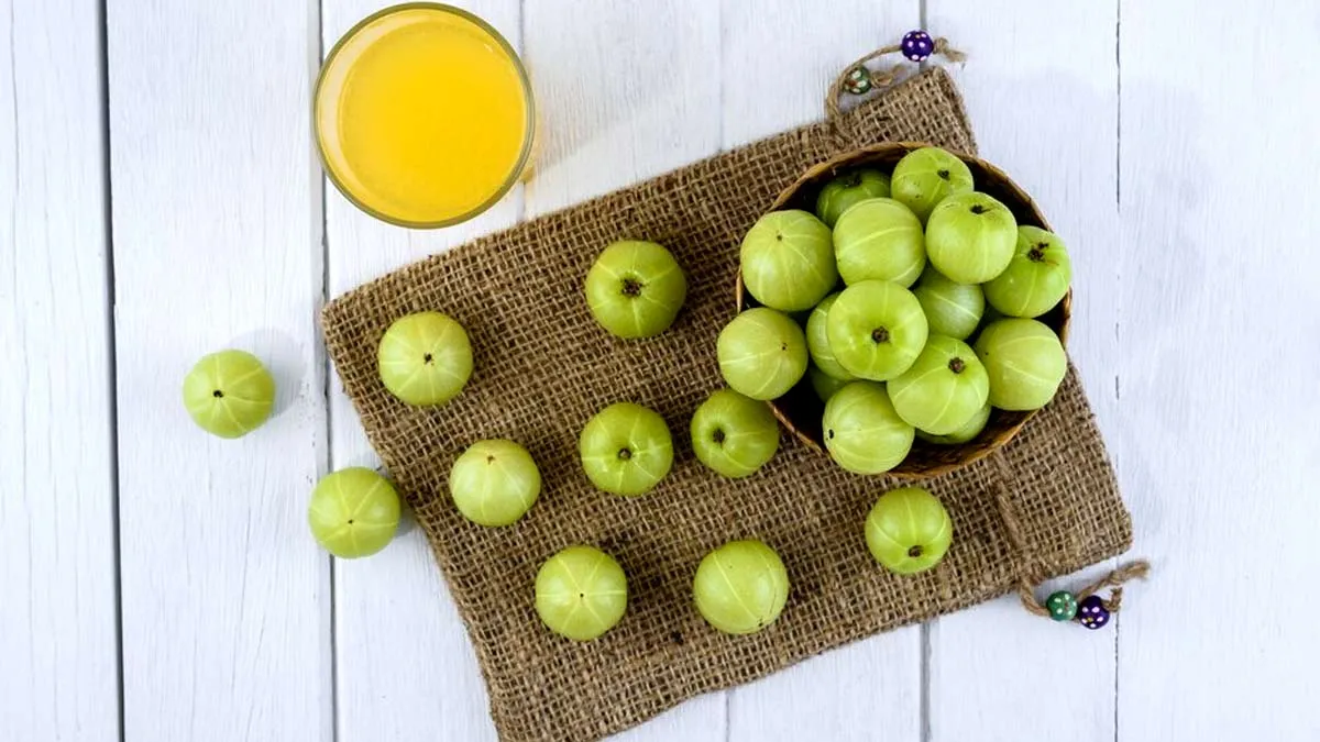 நெல்லிக்காய் தேநீர்: நோய் எதிர்ப்பு சக்தி அதிகரிக்கும் குளிர்கால சூப்பர் உணவு!