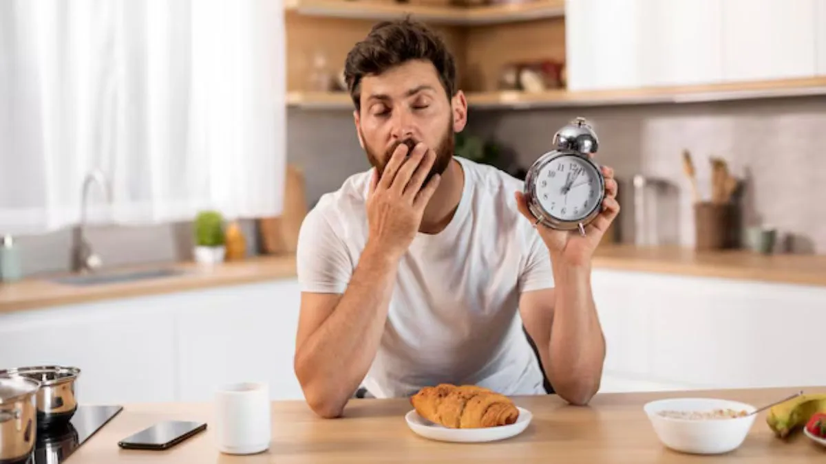 நைட் தூங்கலனாலும் காலை உணவு ரொம்ப முக்கியம்.. இதற்கு என்ன காரணம்னு தெரிஞ்சிக்கோங்க.!