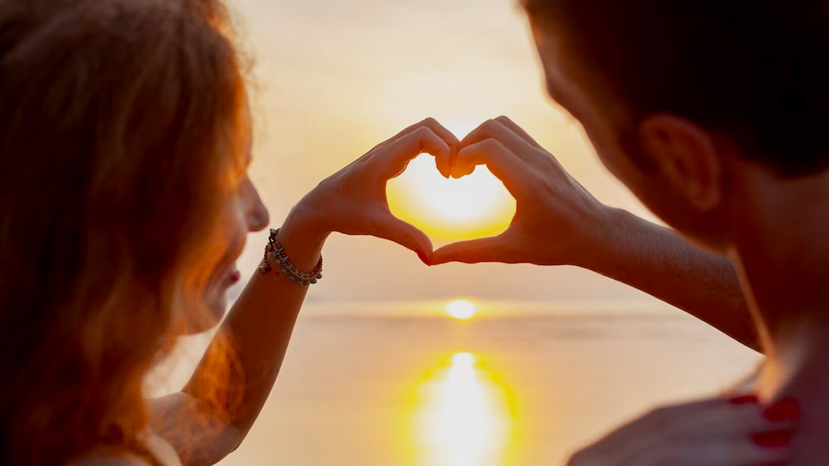 Romantic Morning Habits: உங்க கல்யாண வாழ்க்கையில் காதல் போங்க… தினமும் காலையில் இதை செய்யுங்கள்!