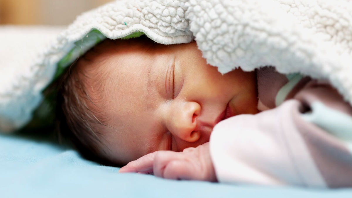 Newborn Sleeping: குழந்தைக்கு நல்ல தூக்க பழக்கத்தை வளர்ப்பதற்கான சிறந்த வழிகள்