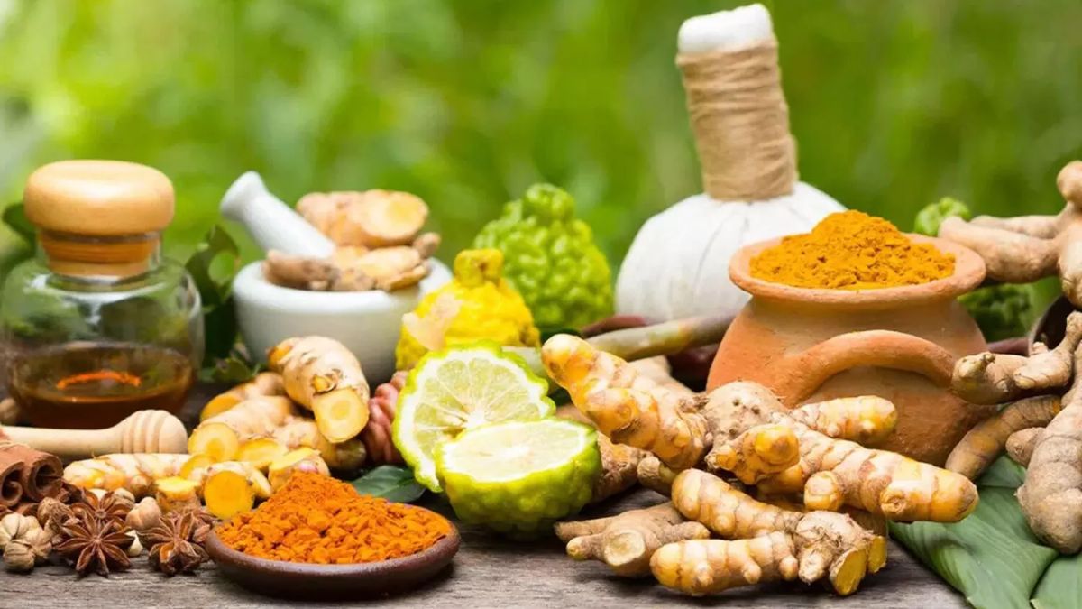 Ayurveda: ஆயுர்வேத மருந்துகள் உண்மையில் பக்க விளைவுகளை ஏற்படுத்தாதா? உண்மை என்ன?