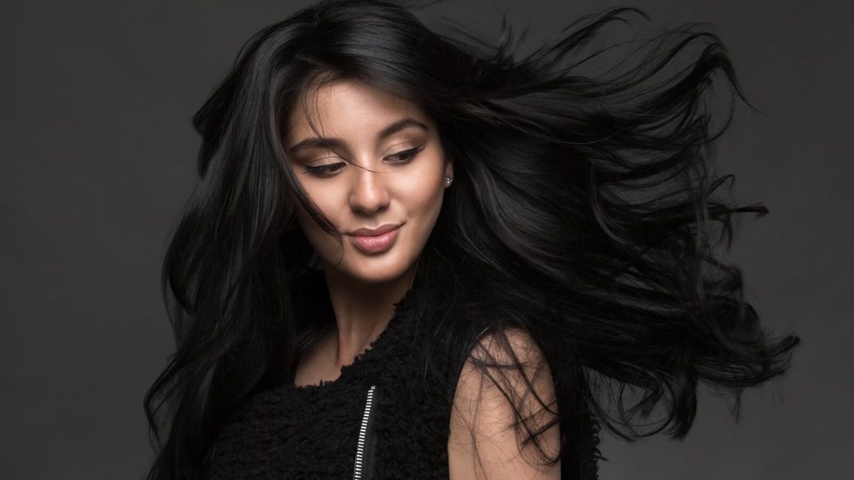 Natural Hair Dyes: வெங்காய தோல் இருந்தால் போதும், ஒரு பைசா செலவில்லாமல் உங்கள் நரைமுடியை பத்தே நிமிடத்தில் கருப்பாக மாற்றலாம்!