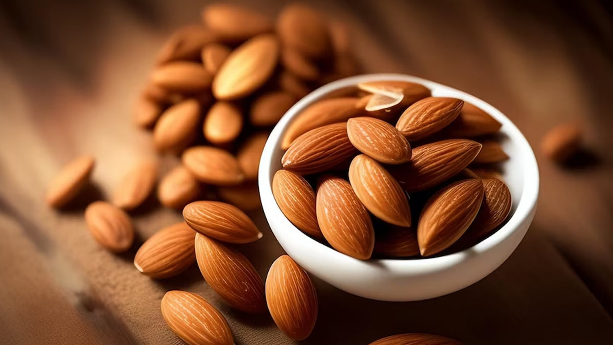 Weight Loss Tips: உடல் பருமனை குறைக்க பாதாம் பருப்பு உதவுமா? உண்மை இதோ!