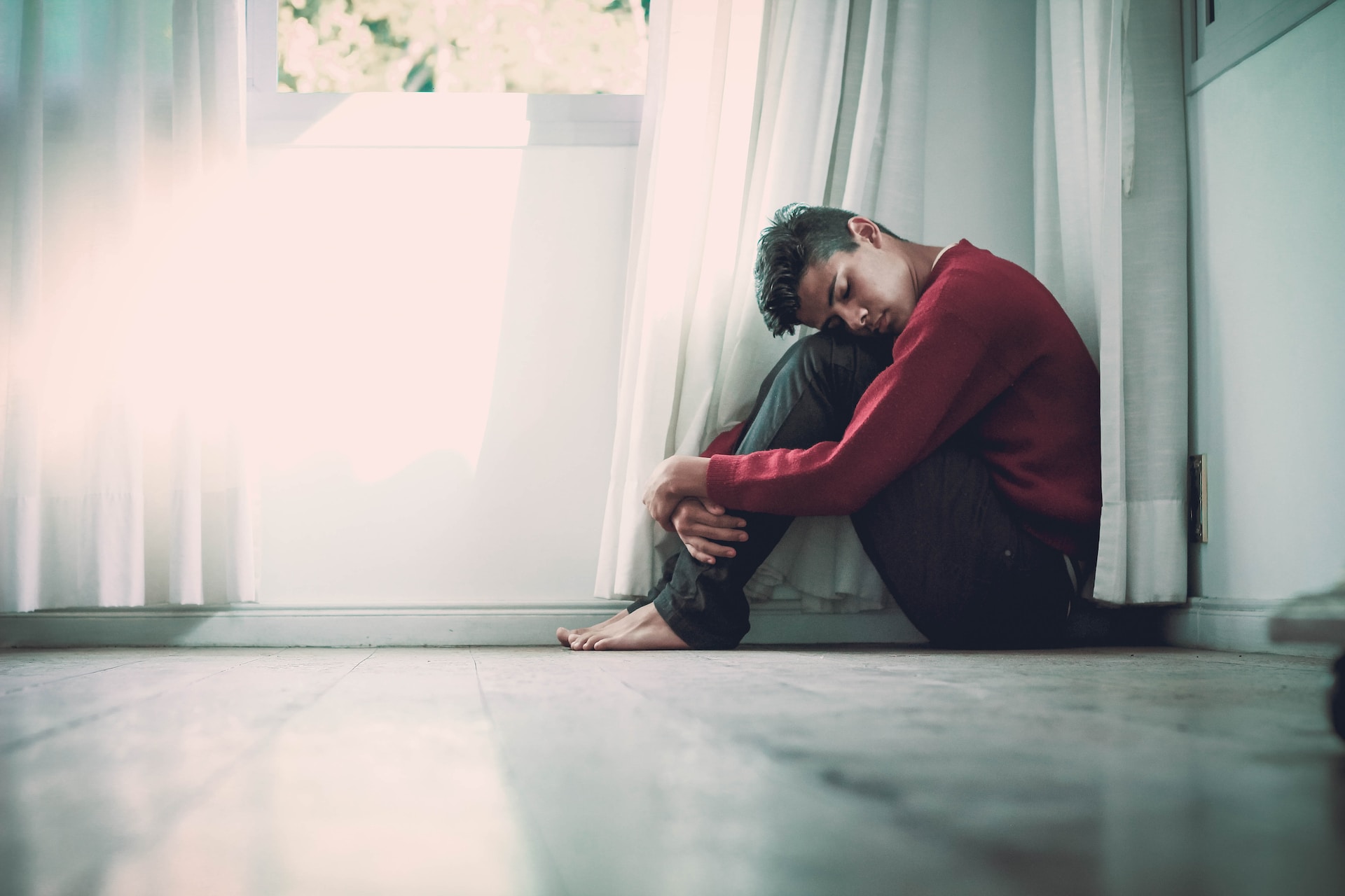 Symptoms Of Depression: ஆண்களே உஷார்! இந்த அறிகுறிகளை லேசுல விடாதீங்க உயிருக்கே ஆபத்தாகலாம்!