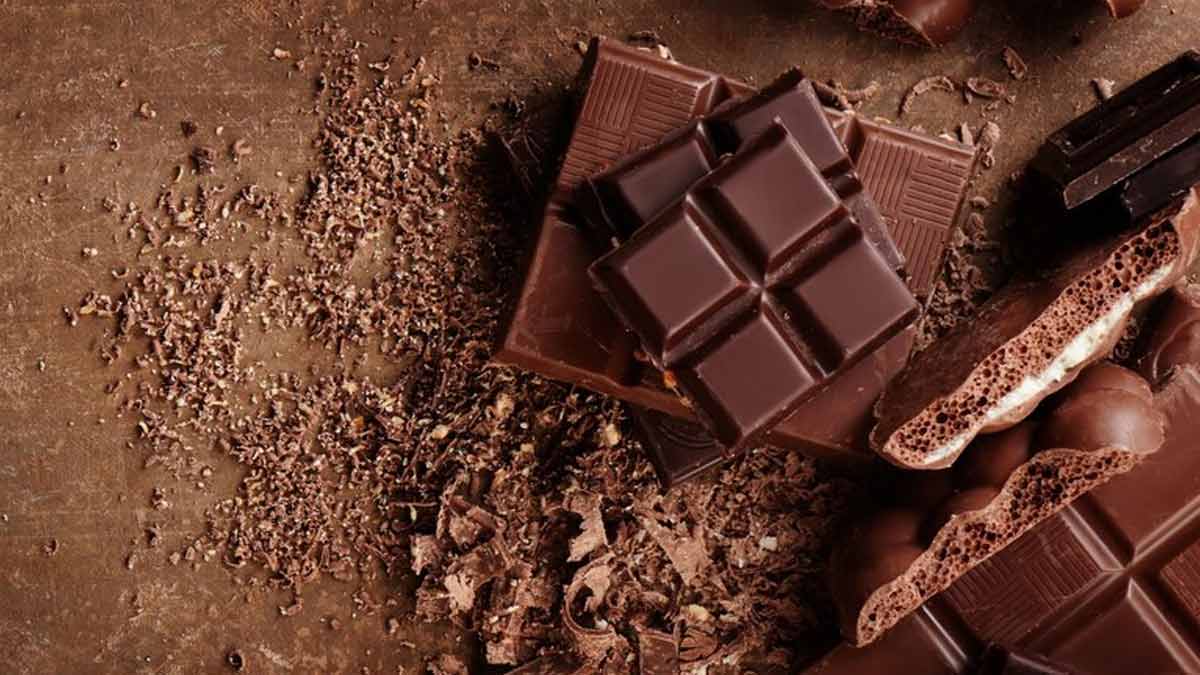 Dark Chocolate Benefits:நம்புங்க!! இந்த சாக்லேட்-ல எக்கச்சக்க நன்மைகள் கொட்டிக்கிடக்கு!