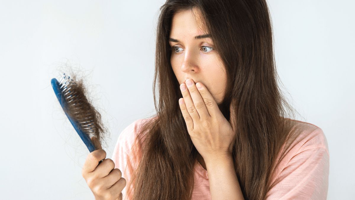 Hair Fall Control: முடி உதிர்வு குறைந்து போதும் போதும் என கூறும் அளவுக்கு முடி வளர இந்த இலைகளை யூஸ் பண்ணுங்க!
