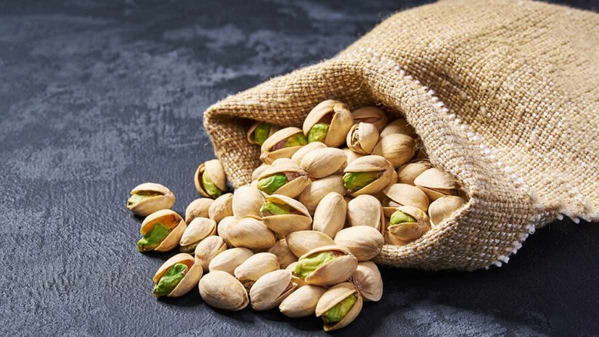 Pistachios Benefits: ஒரு நாளைக்கு ஒருவர் எவ்வளவு பிஸ்தா சாப்பிட வேண்டும்?