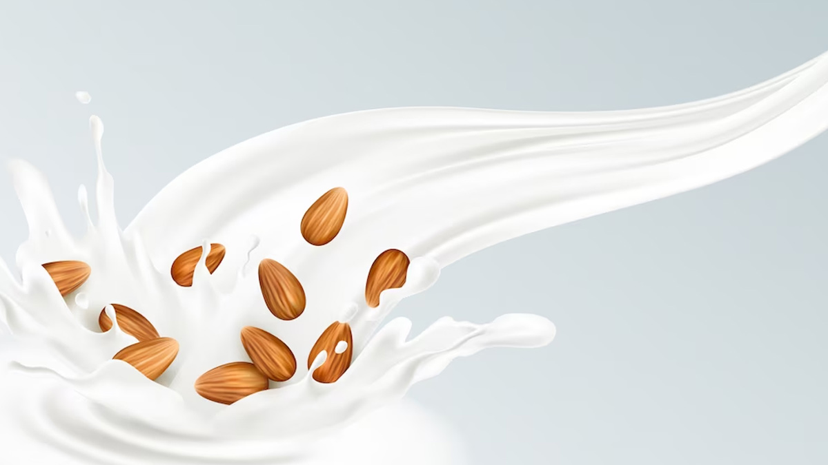 Almond Milk Benefits: பாதாம் பாலில் எவ்வளவு நன்மைகள் உள்ளது தெரியுமா?