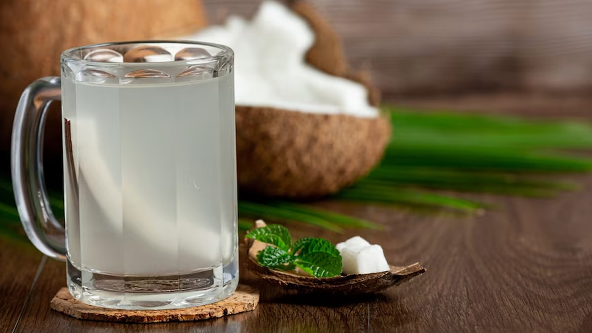 Coconut Water: தேங்காய் தண்ணீர் குடிப்பதால் வரும் பக்க விளைவுகள்!