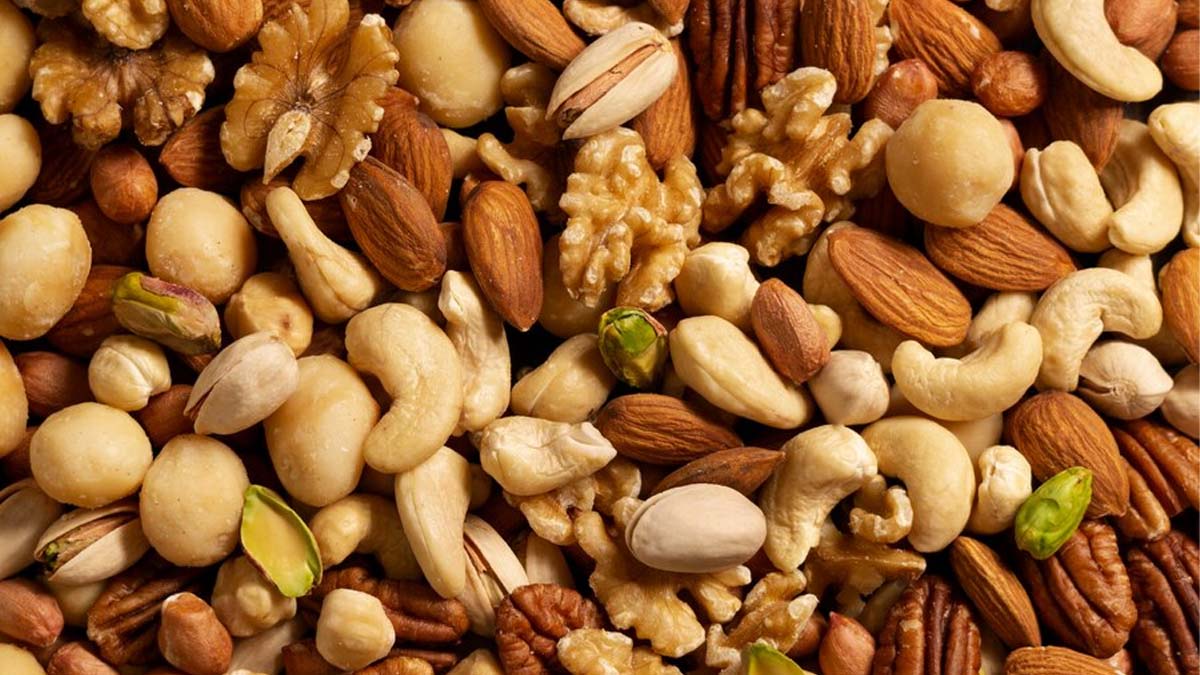 Winter Diet: குளிர் காலத்தில் தினமும் நட்ஸ் சாப்பிடுவதால் உடலுக்கு இத்தனை நன்மைகளா?