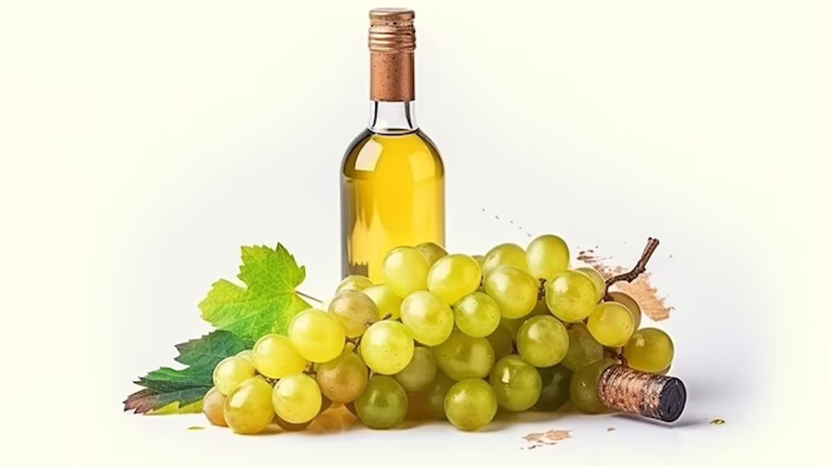 Grapeseed Oil Benefits: தோல் முதல் இதய ஆரோக்கியம் வரை, திராட்சை விதை எண்ணெயின் நன்மைகள்!
