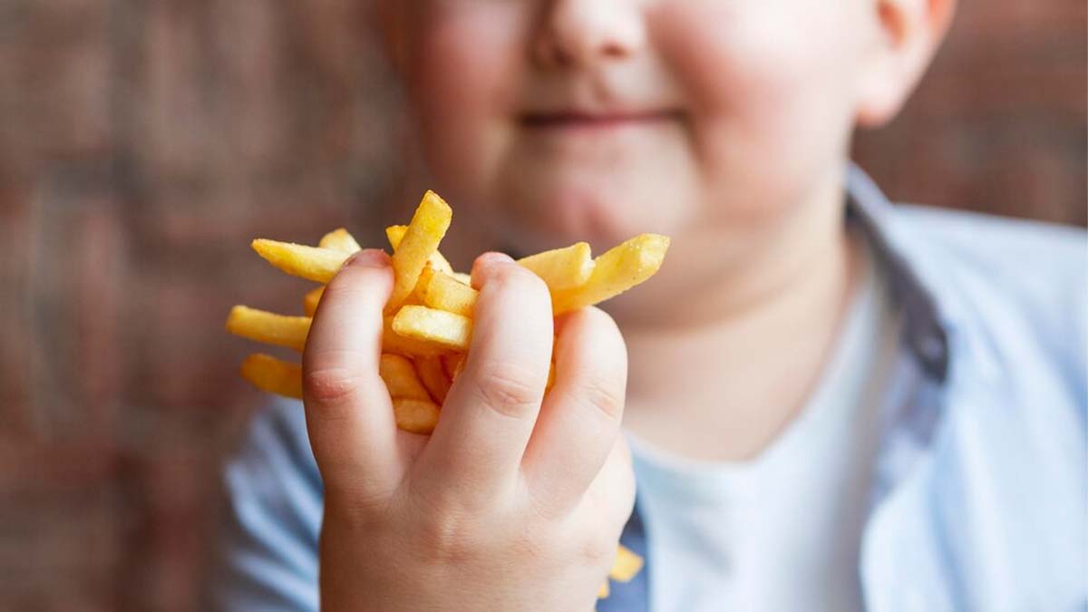 Childhood Obesity: குழந்தையின் உடல் பருமனை சரி செய்வது எப்படி? 