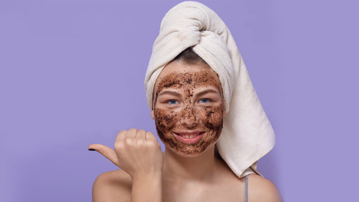 Coffee For Skin: பளபளப்பான சருமத்தை பெற காஃபியை இப்படி யூஸ் பண்ணுங்க!