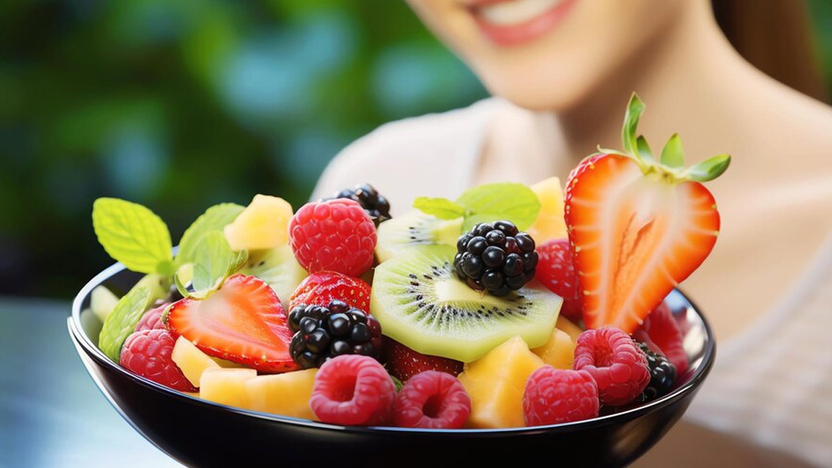 Benefits of eating fruits: இந்த பழங்களை வெறும் வயிற்றில் சாப்பிட்டால் என்ன ஆகும் தெரியுமா?