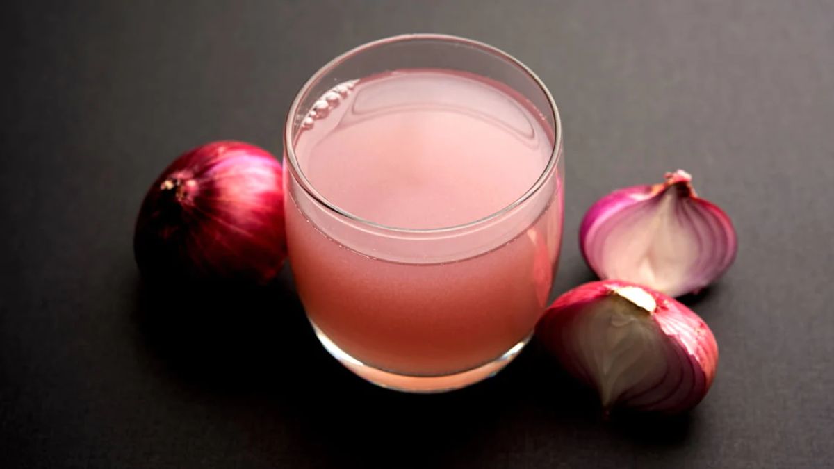 Onion for Hair: குளிர்காலத்தில் தலை முடிக்கு வெங்காயச் சாறு தடவுவது நல்லதா?