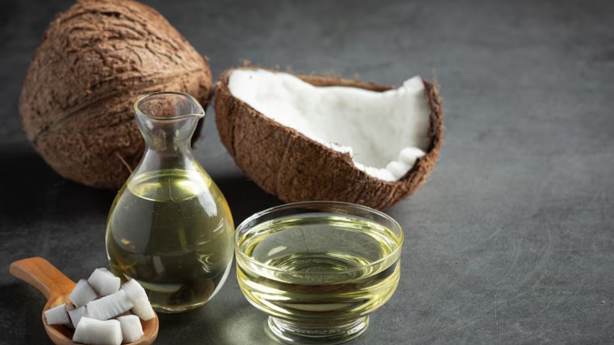 Coconut Oil: சமையலுக்கு தேங்காய் எண்ணெய் பயன்படுத்துவது நல்லதா? டாக்டர்கள் கூறுவது என்ன?