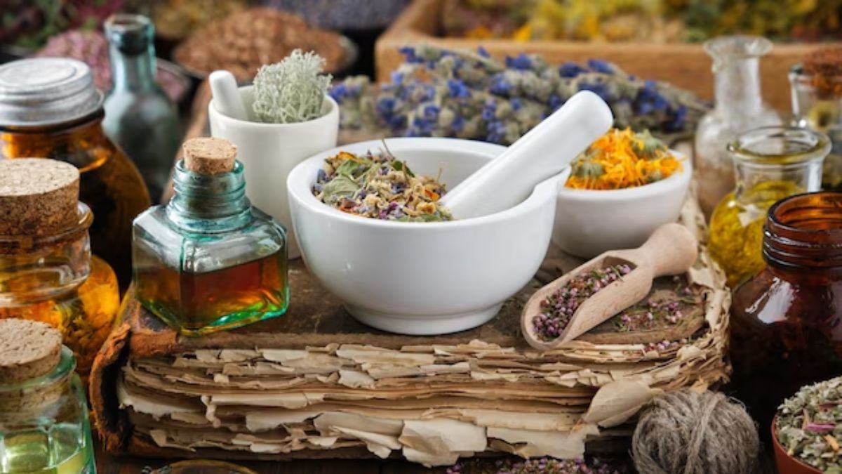 Herbs For Body Detox: உடலில் இருந்து நச்சுக்களை நீக்க உதவும் சூப்பர் மூலிகைகள்