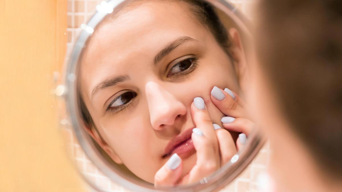 Dark Spots Removal: வாழைப்பழத்துடன் இதை கலந்து முகத்தில் தடவவும்.. கரும்புள்ளிகள் காணாமல் போகும்!