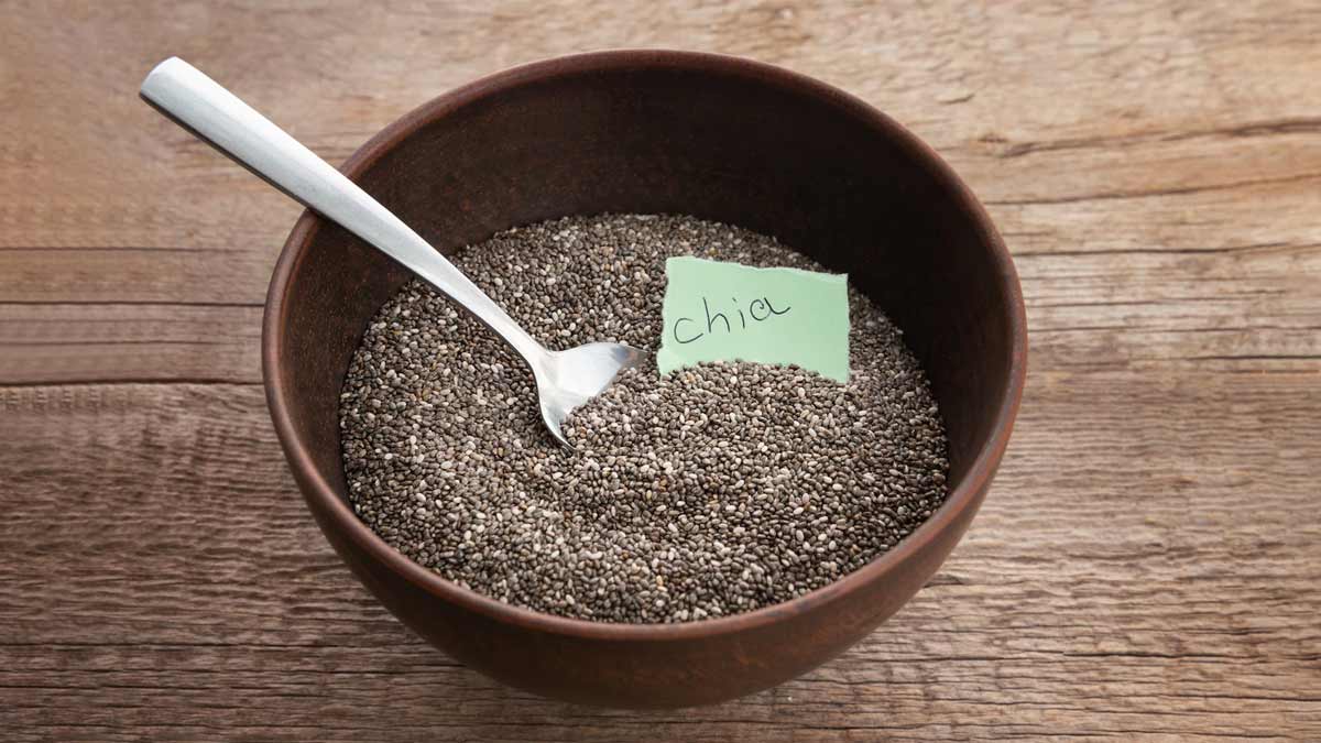 Benefits of chia seeds: காலையில் வெறும் வயிற்றில் சியா விதை சாப்பிடுவது எவ்வளவு நல்லது தெரியுமா? நன்மைகள் இங்கே!