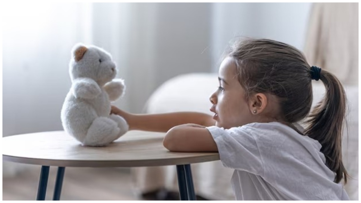 Depression in Children : பெற்றோர்களே… இந்த அறிகுறிகள் உங்கள் குழந்தைகளிடம் தென்படுகிறதா?