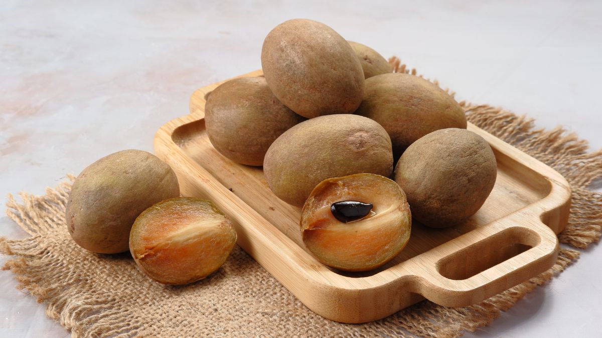 Sapota Benefits: உச்சி முதல் பாதம் வர பல நன்மைகளை வழங்கும் சப்போட்டா… நன்மைகள் இங்கே!