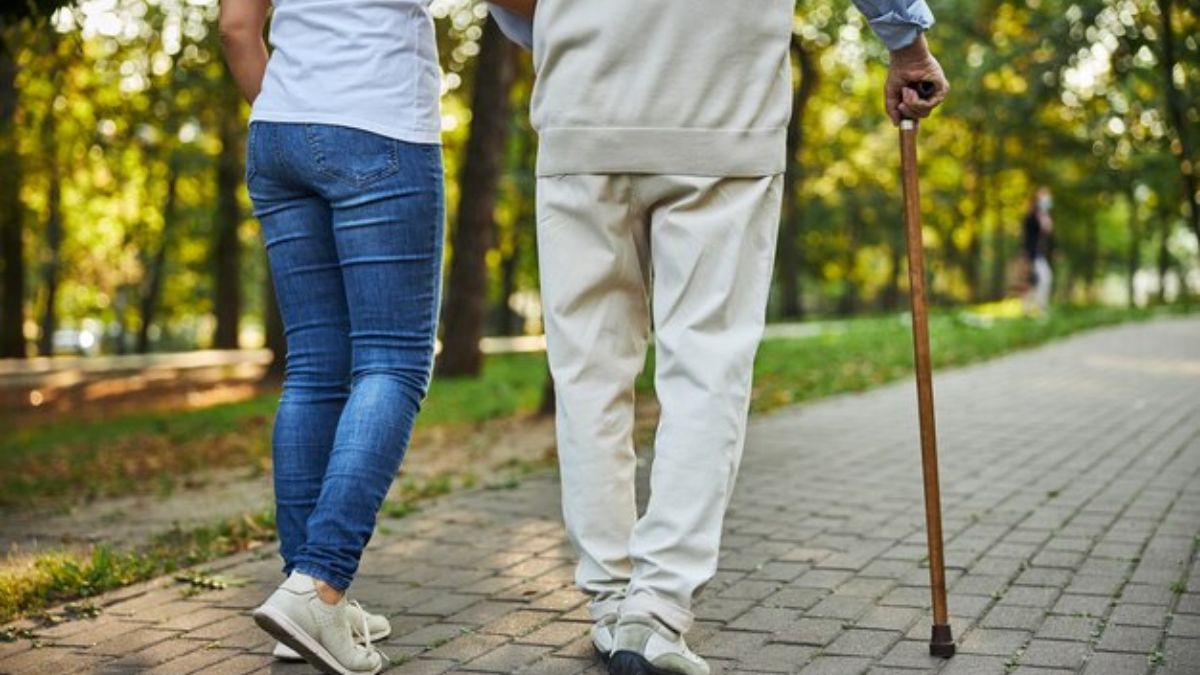 Walking For Diabetes: நீரிழிவு நோயாளிகள் தினமும் எவ்வளவு தூரம் நடக்கணும் தெரியுமா?