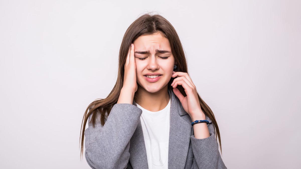 Headache Causes: உங்களுக்கு அடிக்கடி தலை வலிக்குதா? அப்போ இதுதான் காரணம்!