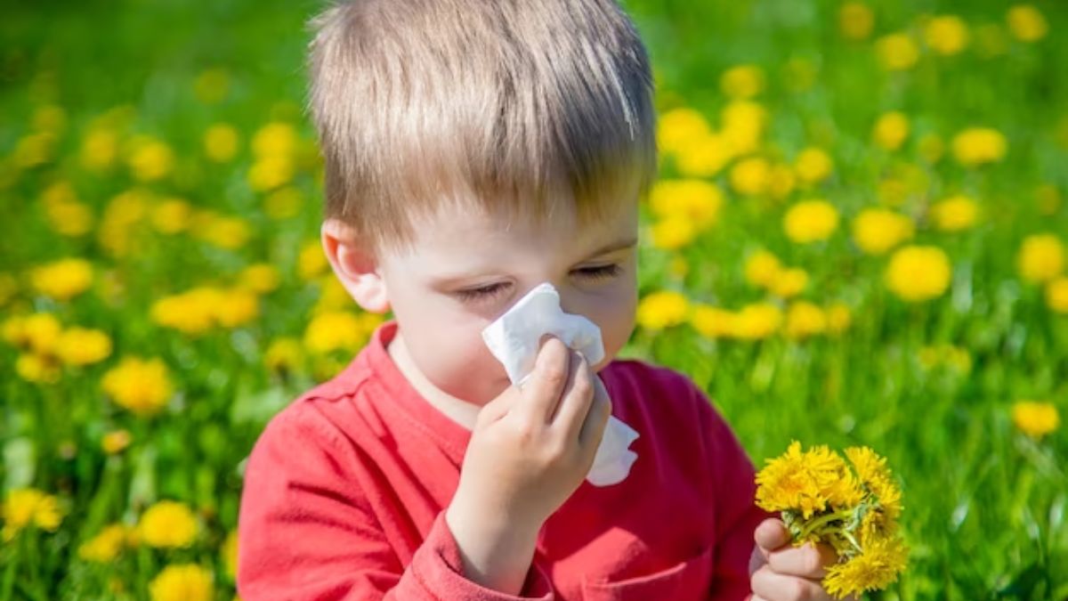Child Cold Treatment: குழந்தையின் மார்பு சளியை எப்படி குறைப்பது? சிம்பிள் டிப்ஸ்