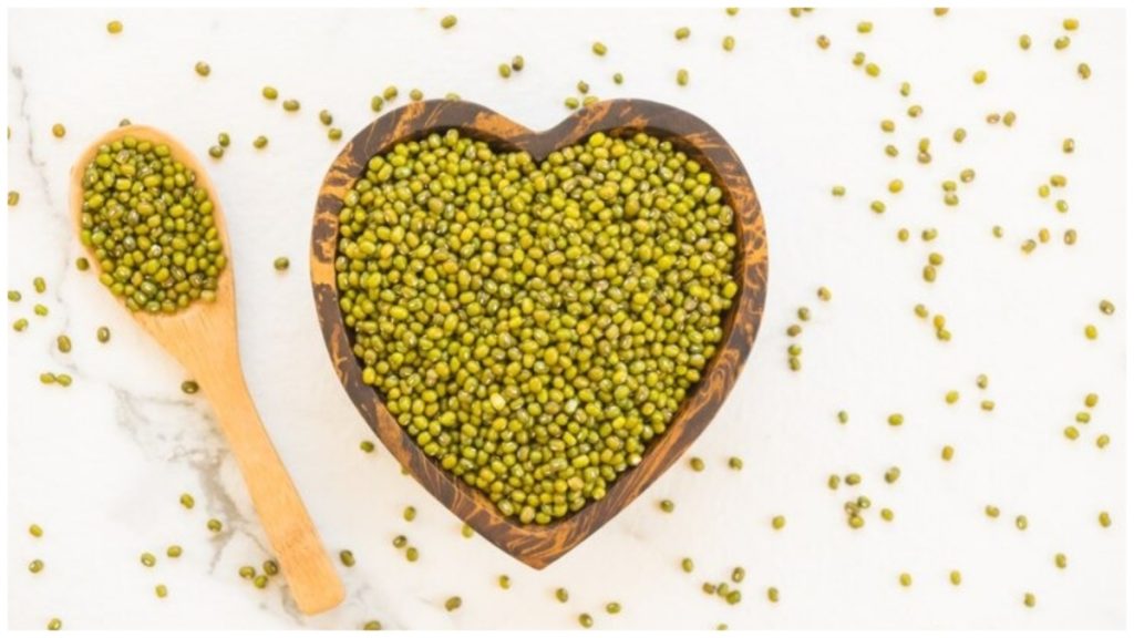 who-should-not-eat-moong-dal-regularly