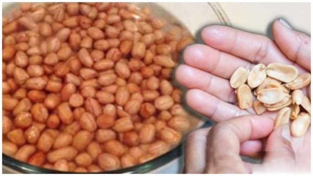 Benefits of consuming soaked peanuts daily