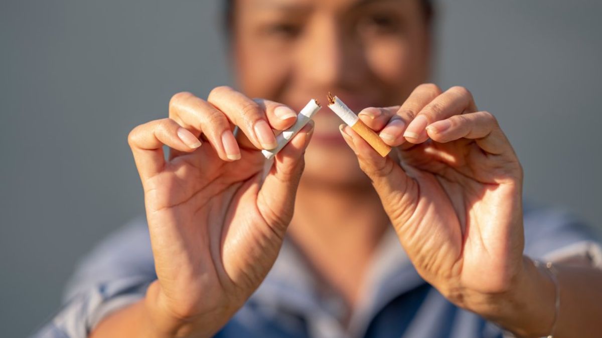 No Smoking Day 2024: புகைபிடிக்கும் பழக்கத்தை கைவிட நினைப்பவரா நீங்க? இந்த யோகாசனத்தை செய்யுங்க!