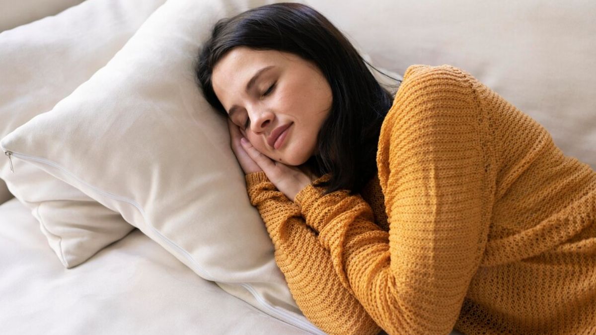 Meditate In Bed: படுக்கையில் தியானம் செய்வது நல்லதா? நிபுணர் தரும் விளக்கம்