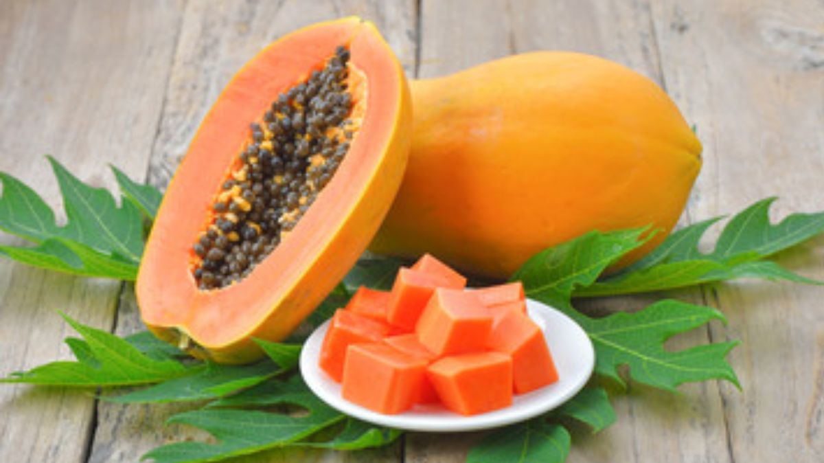 Empty Stomach Papaya Benefits: தினமும் வெறும் வயிற்றில் பப்பாளி சாப்பிட்டா இந்த பிரச்சனை எல்லாம் வராதாம்